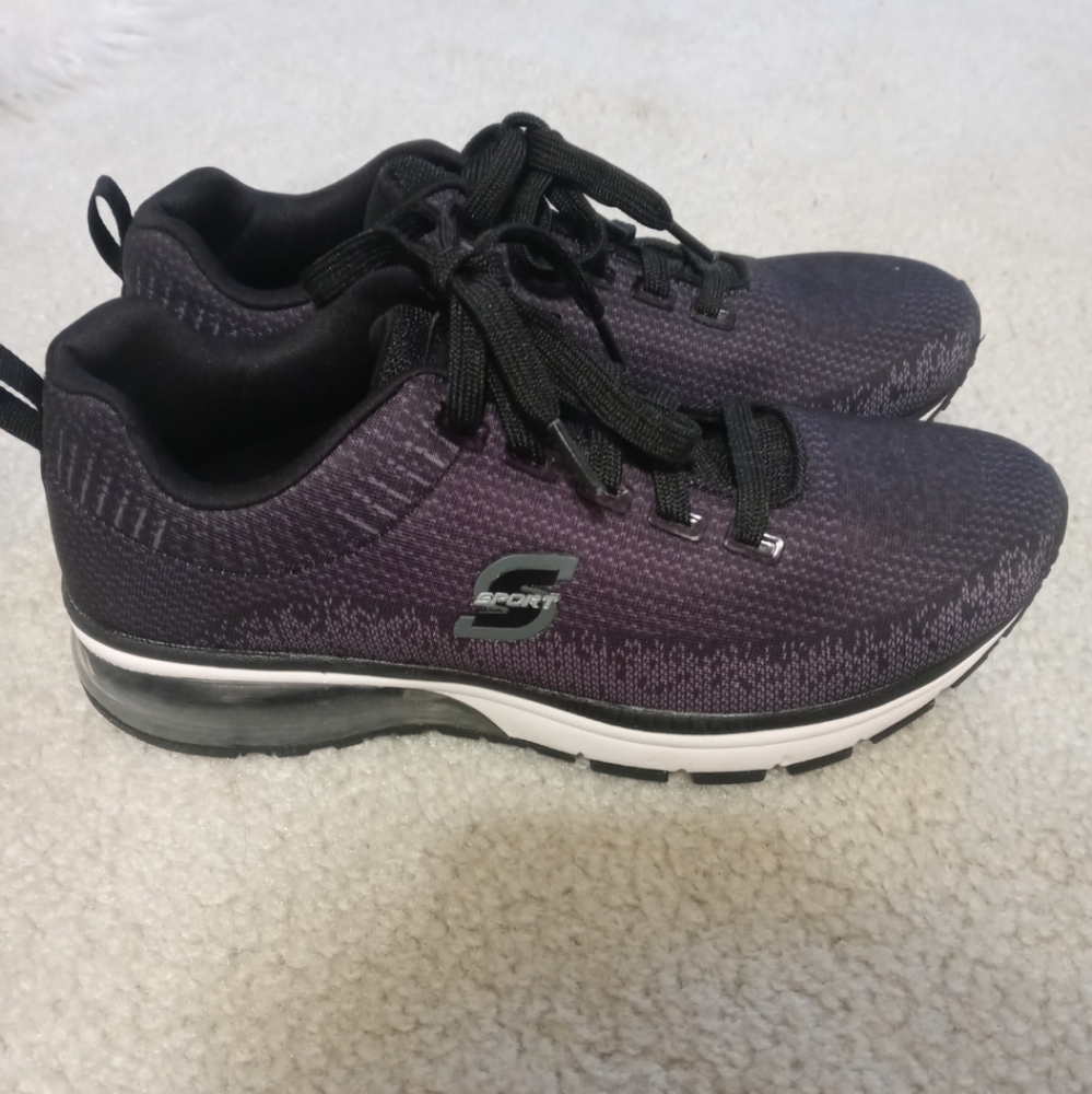 Skechers shoes